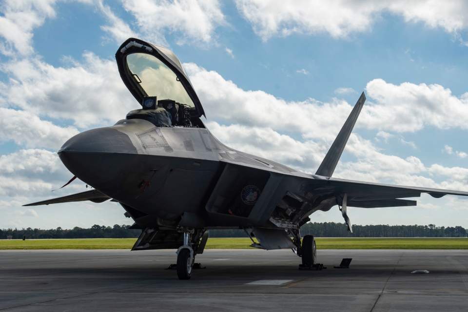 The 1 Reason Why America's F-22s, F-35s, And B-2 Bombers Can't Be ...